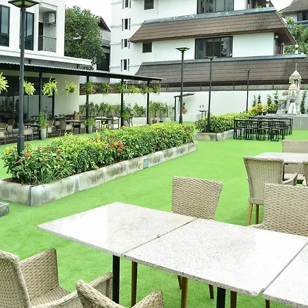 Norn Canalside Bangkok Hotel โรงแรมนอนริมคลอง