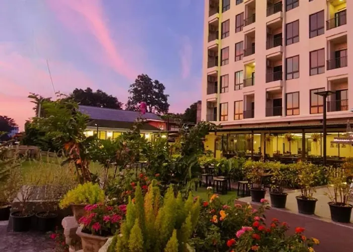 Norn Canalside โรงแรมนอนริมคลอง Hotel 3*