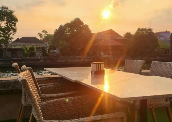 Norn Canalside โรงแรมนอนริมคลอง 3* Bangkok