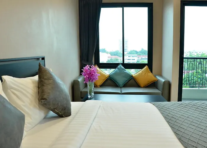 Norn Canalside โรงแรมนอนริมคลอง