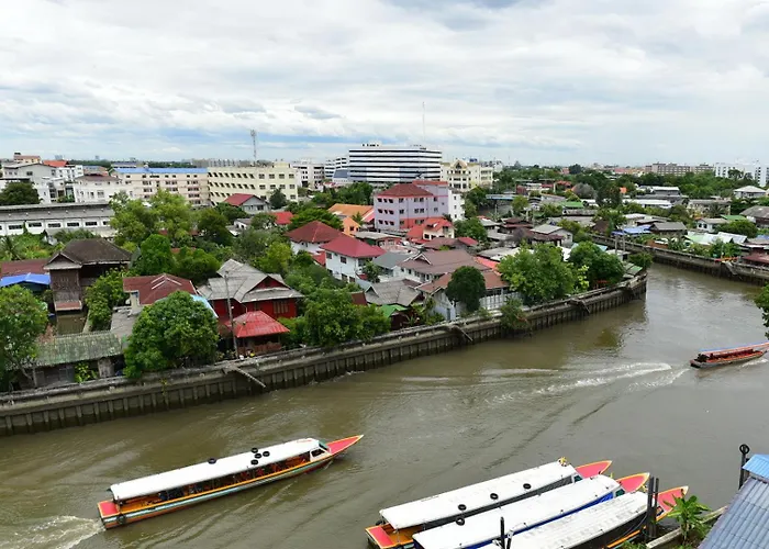 Hotel Norn Canalside โรงแรมนอนริมคลอง