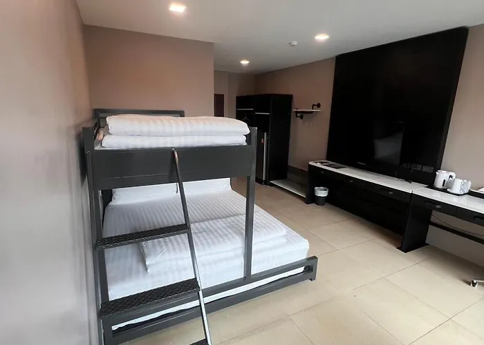 Norn Canalside โรงแรมนอนริมคลอง 3*