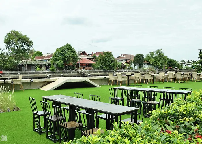 Norn Canalside โรงแรมนอนริมคลอง Hotel