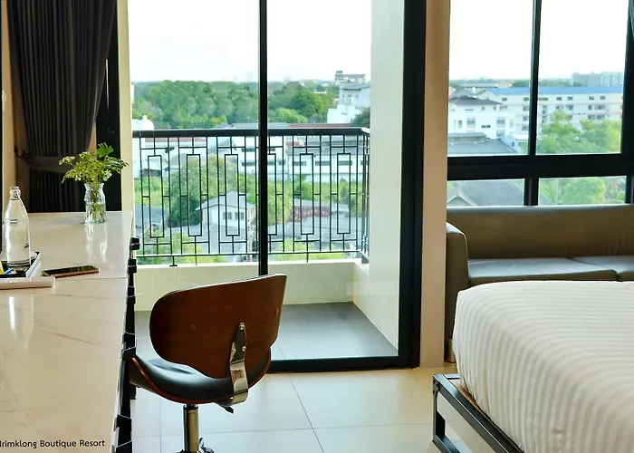 מלון Norn Canalside โรงแรมนอนริมคลอง