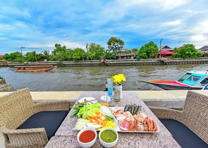 Norn Canalside โรงแรมนอนริมคลอง 3*